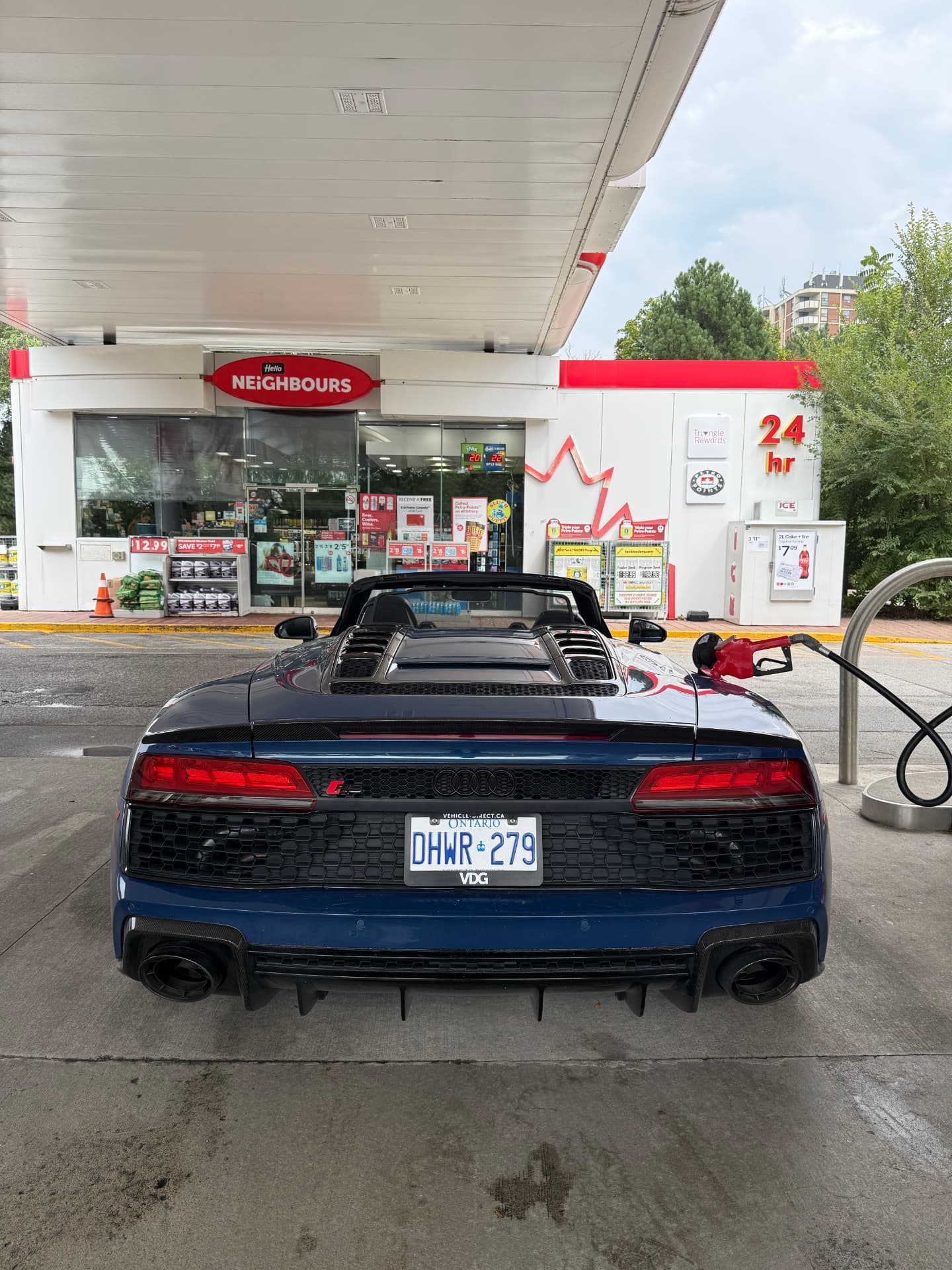 Audi R8 Spyder photo 3