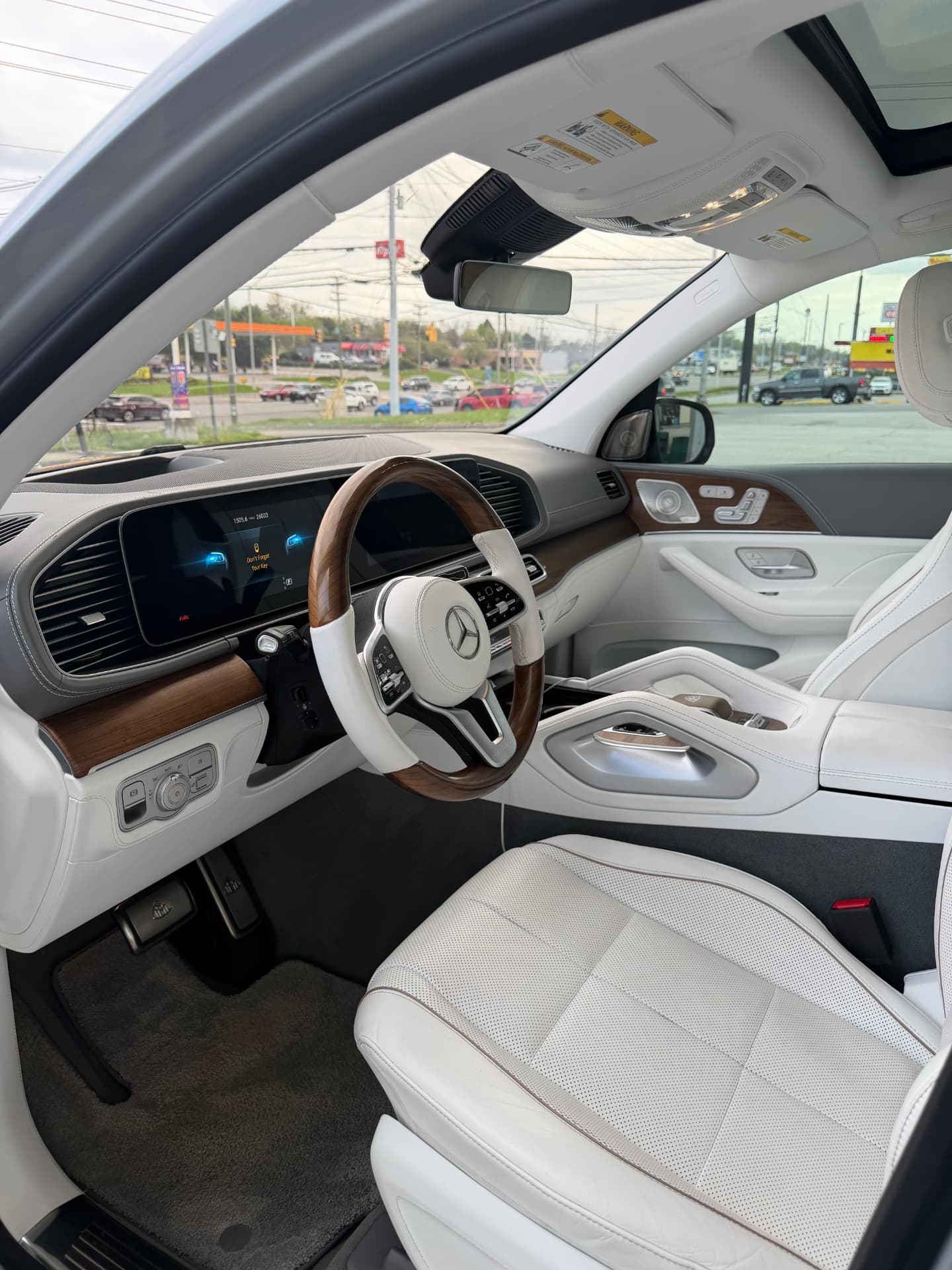 Maybach GLS600 front cabin with white leather and wood trim